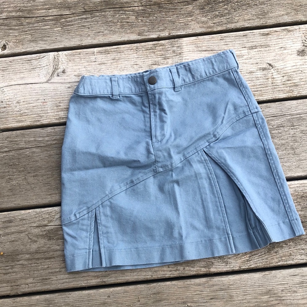 A blue skirt